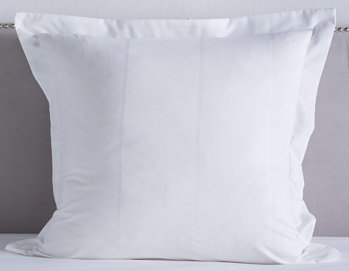 Square pillow with 400 thread count Egyptian cotton Oxford pillowcase